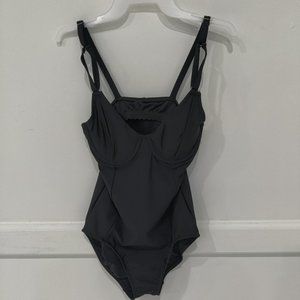 Lands' End Women's Underwire Princess One Piece Control Size 4 Tall $100 9B293